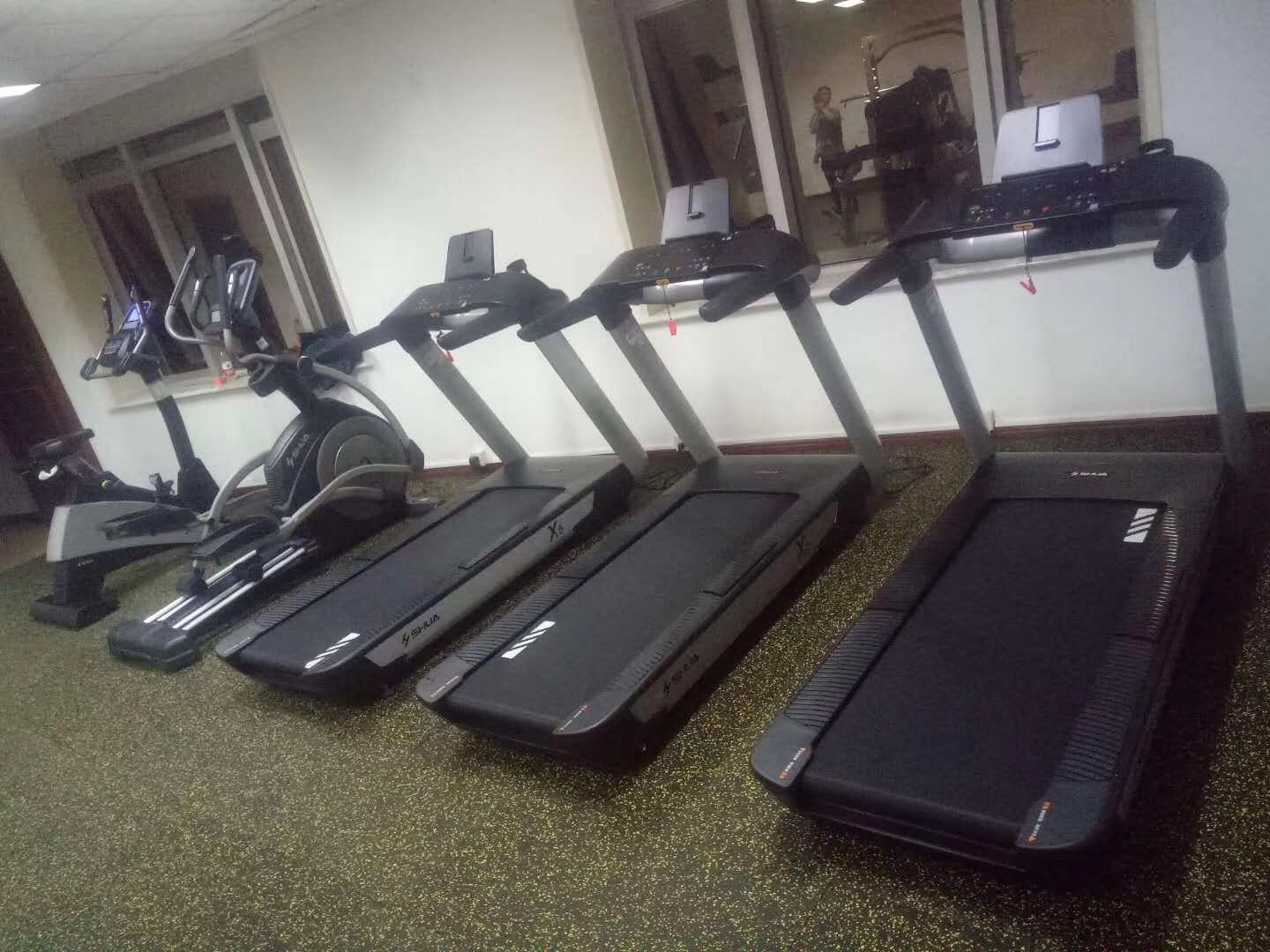 上海候宇體育用品有限公司